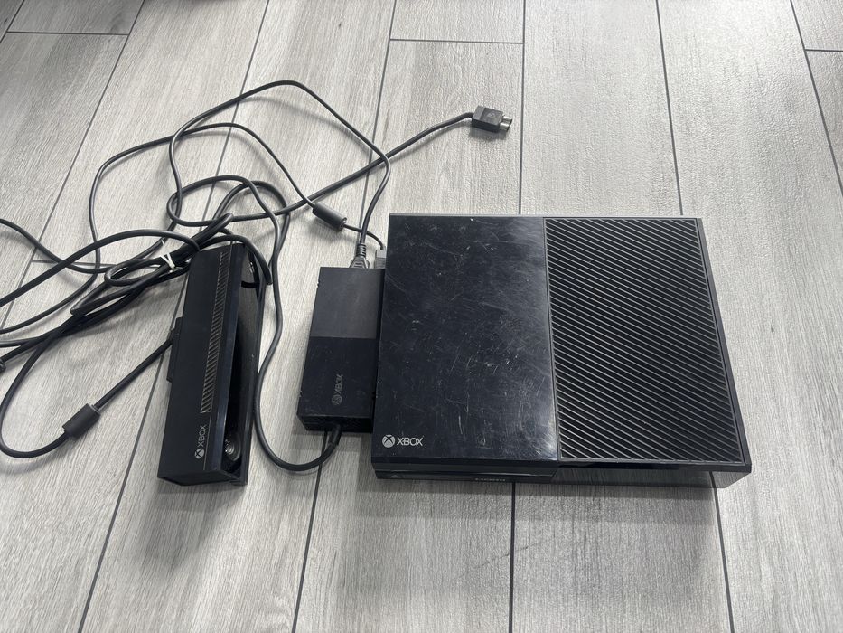 Xbox one + kinect + zasilacz + pad *do negocjacji*