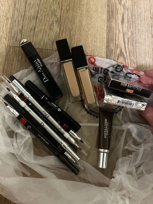 Косметика  DIOR оригінал