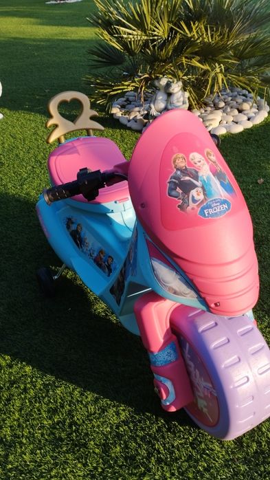 Moto da Frozen . Falta bateria