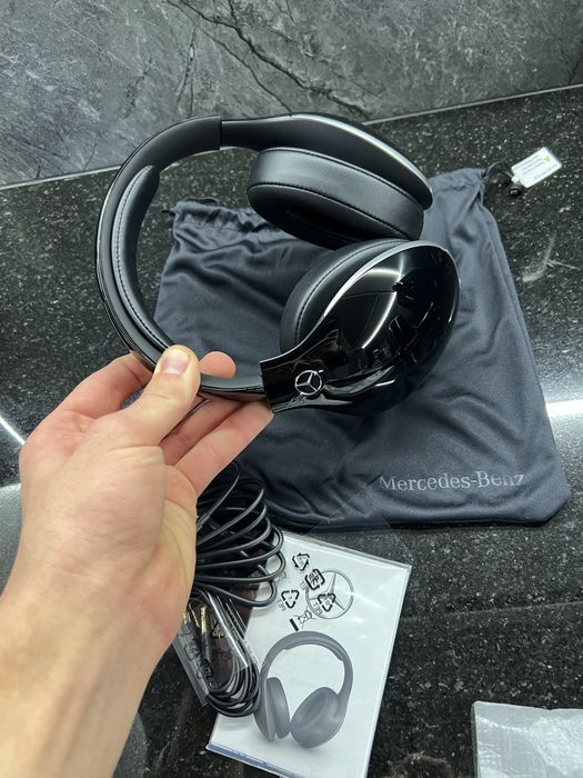 Бездротові навушники Mercedes Bluetooth Headphones