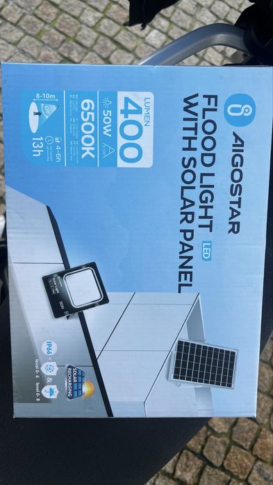 projetor LED solar Aigostar de 50W