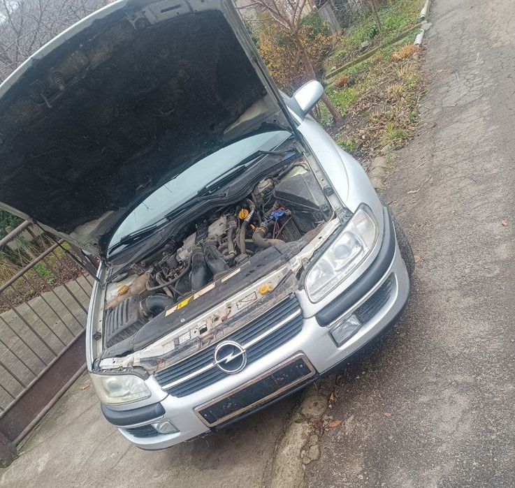 Опель Омега Б 2,5,2,0 запчастини мотор, кпп кардан капот ручка фари