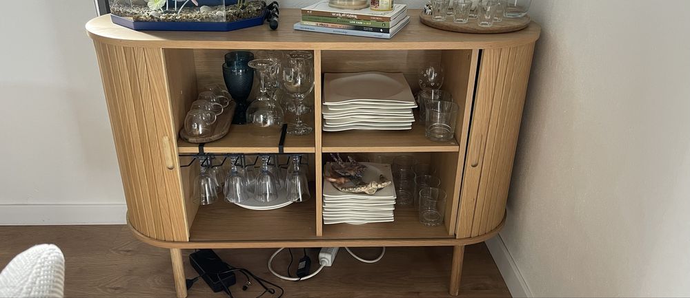 Aparador lyngvinh 120m 2 portas carvalho natural