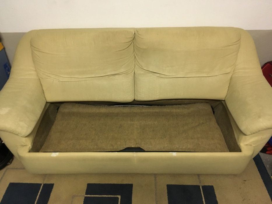 Sofá cama 2mx1m cor amarelo claro