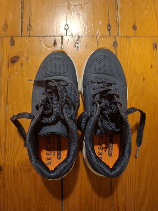 Ténis Skechers Uno Criança – Tamanho 29 (Pouco Uso)