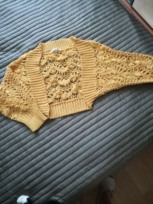 Sweterek żółto pomarańczowy