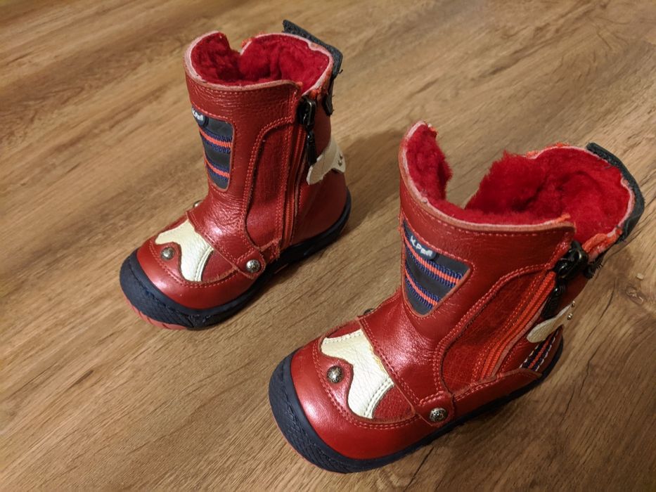 Ботінки,взуття для дівчинки 22р.