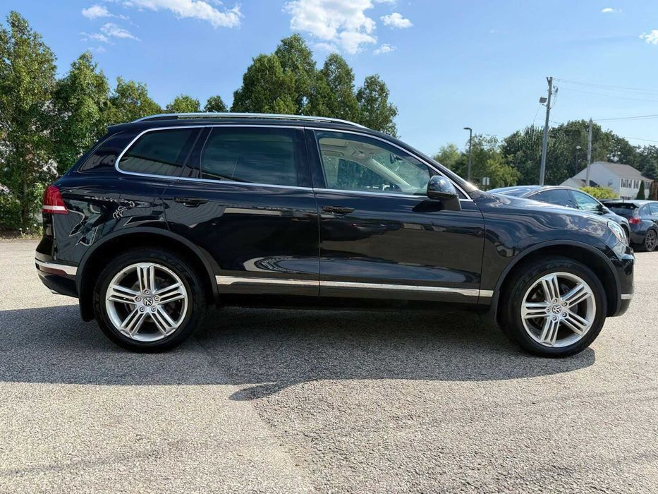Volkswagen Touareg Executive      2013