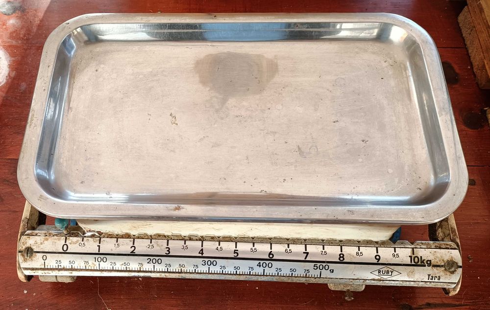 Balança antiga de cozinha