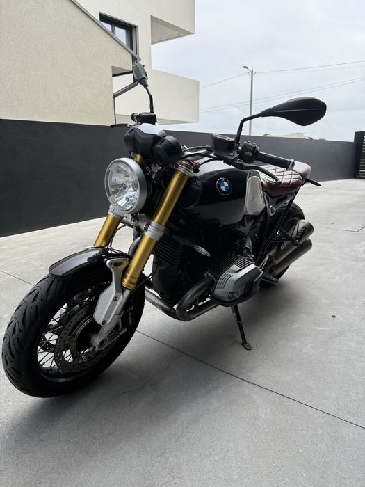 BMW R nineT – 35.000 km – Escapes Akrapovic – Banco Novo – Extras