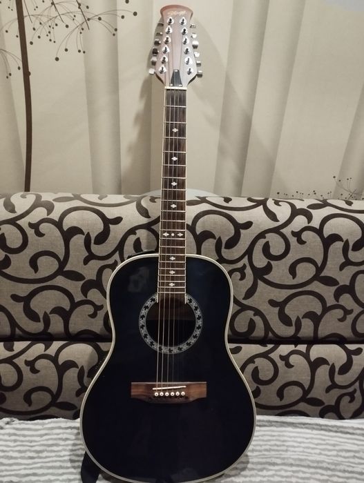 Продам электро акустическую 12 струнную гитару STAGG