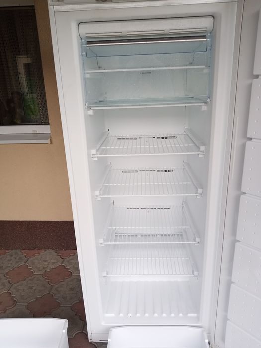 Bocsh морозильна камера No Frost 70 см ширини б.у