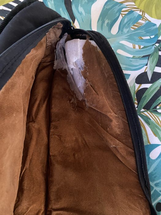 Capa para guitarra acolchoada