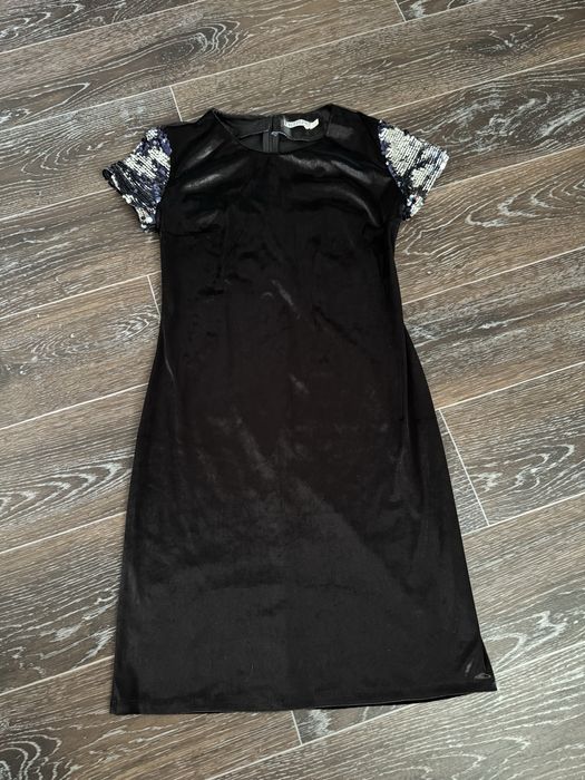 Продам жіночу сукню / святкова сукня