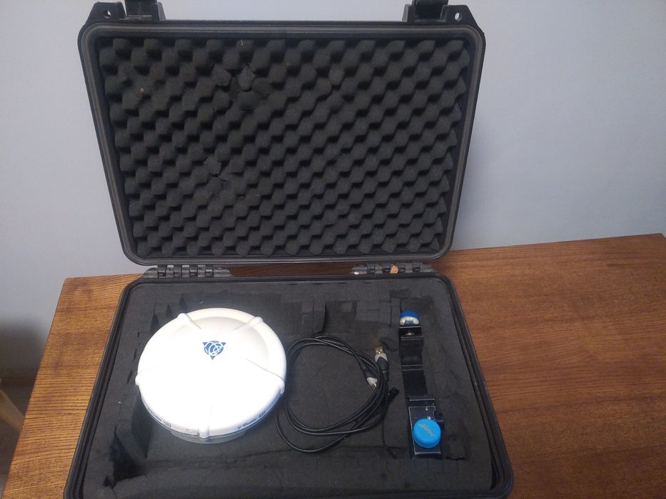 Gnss приймач Trimble R8 model2 +контролер tsc2