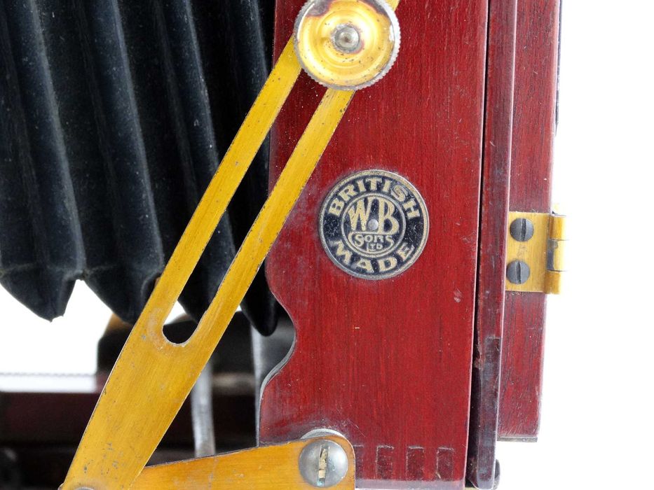 Drewniany aparat z początku ubiegłego stulecia 1900r