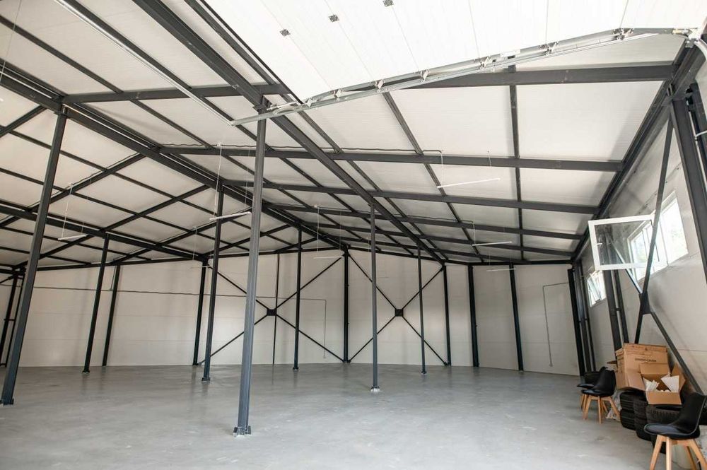 Продаж офісно-складського приміщення з земельною ділянкою у Львові