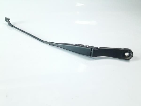 Haste / braço de escova limpa vidros frente direita PEUGEOT 308 II