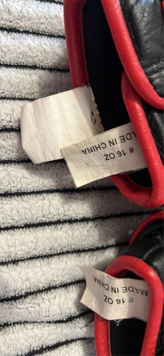 Sprzedam buty do boksu i rękawice