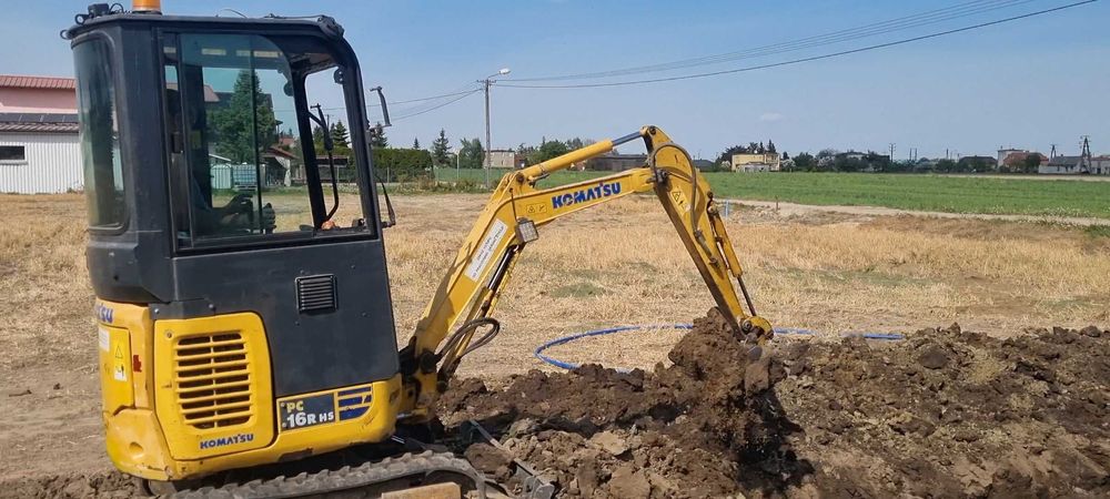 Usługi Minikoparką ! Wyburzenia , wiertnica !