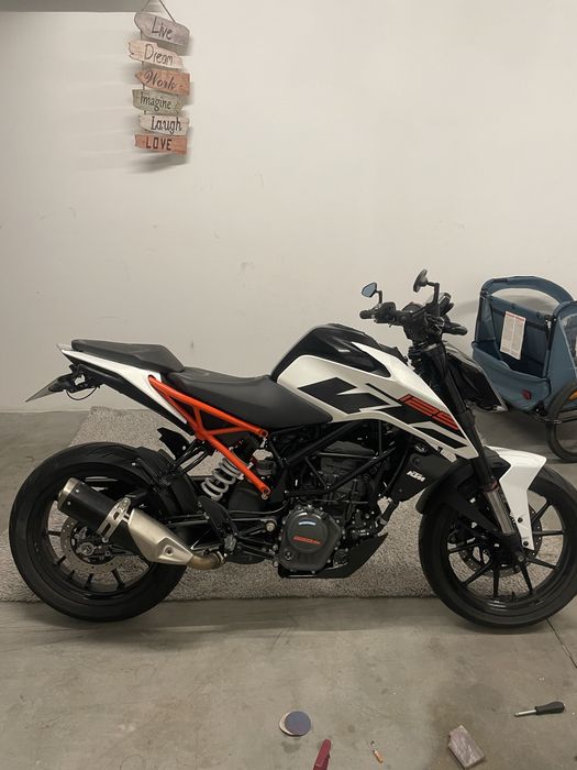 KTM Duke    2022