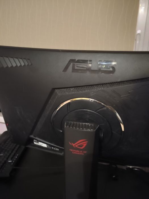Monitor Asus rog 27' 144hz