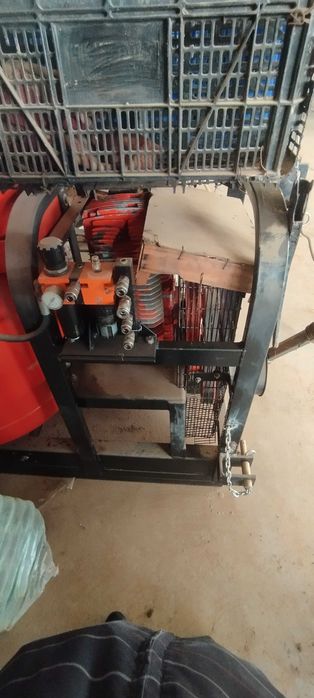 Compressor de podas 600L e acessórios