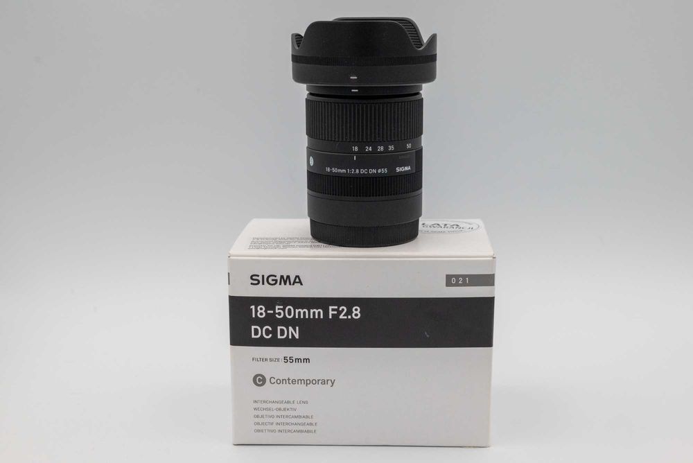 Obiektyw Sigma C 18-50 mm f/2.8 DC DN Contemporary Sony E