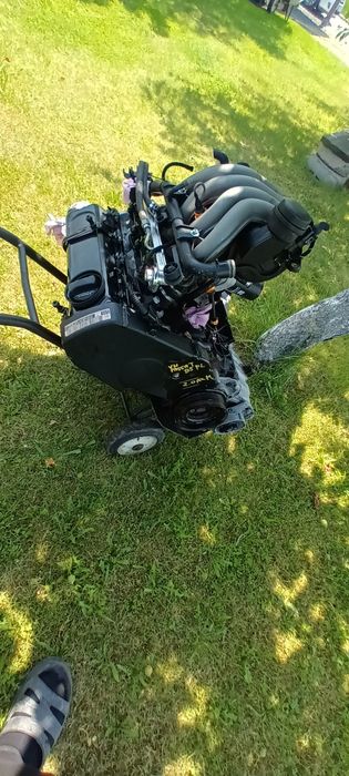 Silnik 2.0 benzyna AZM volkswagen