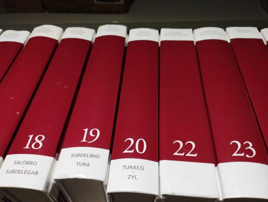 Grande Enciclopedia Universal 30 Volumes de A a Z - Completo