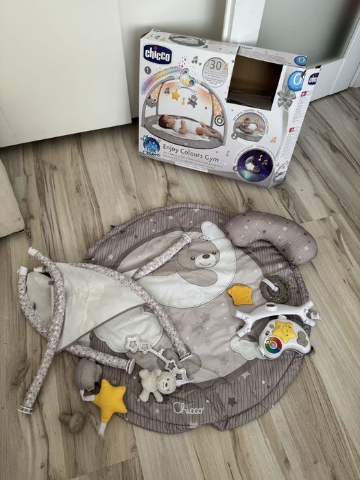 Mata dla bobasa do zabawy  Chicco