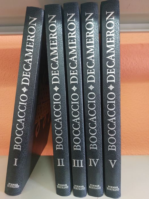 5 volumes da obra de Decameron de Boccaccio
