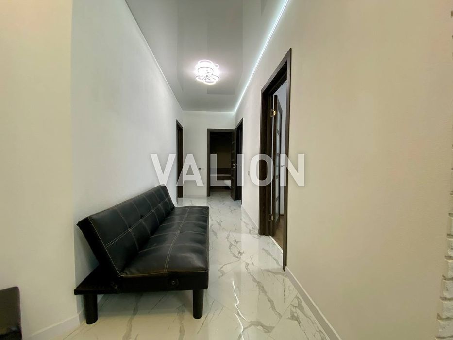 Продаж 3к квартири Подільський р-н Івана Виговського 10Е