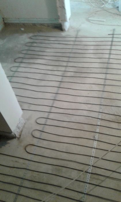 Тепла підлога тонкий мат під плитку ламинат. Електро кабель теплый пол