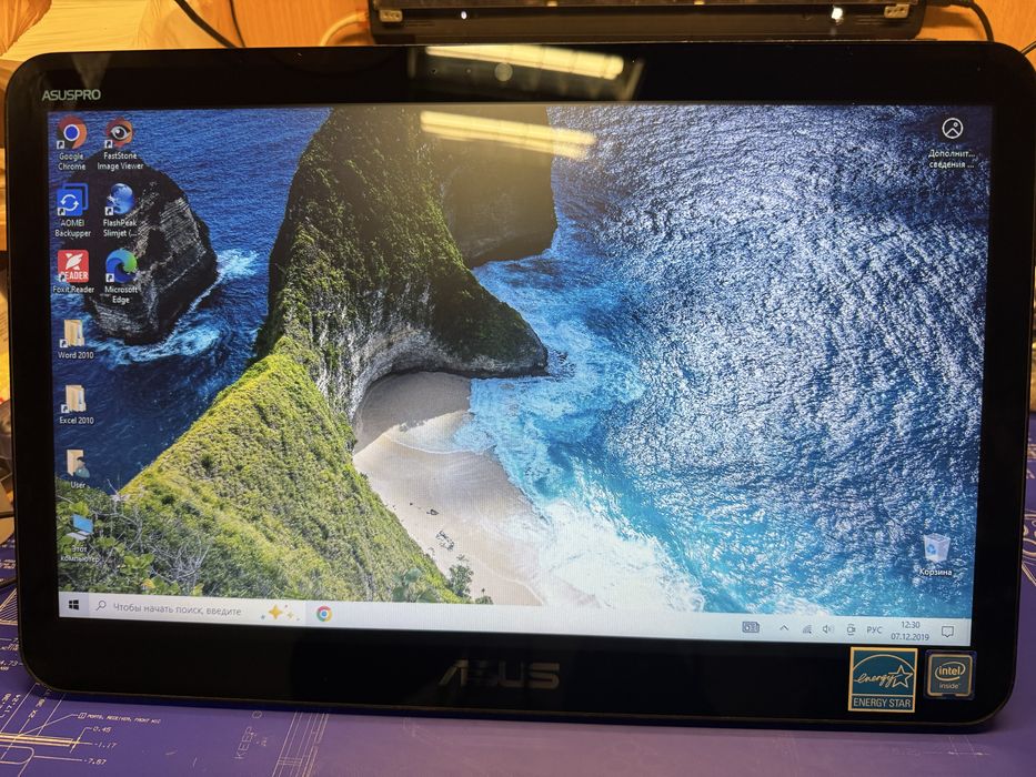 Сенсорний моноблок ASUSPRO A4110 (15.6") / Celeron N3150 / SSD 240GB / Сенсорний екран