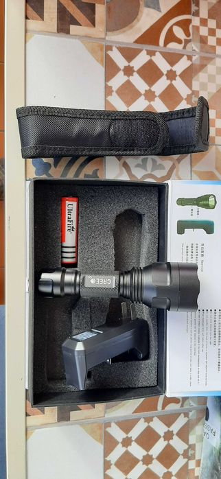 Lanterna de mão led