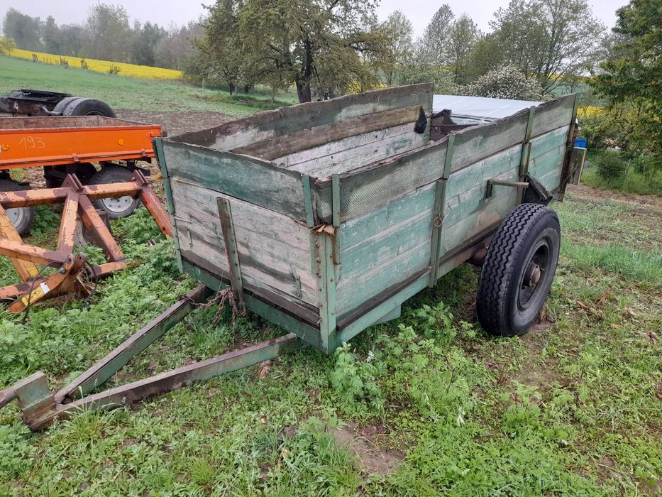 Przyczepka . Dwukołówka  do ciągnika