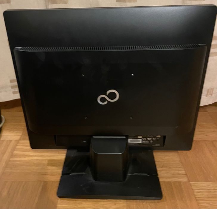 Monitor Fujitsu E19-6 Led