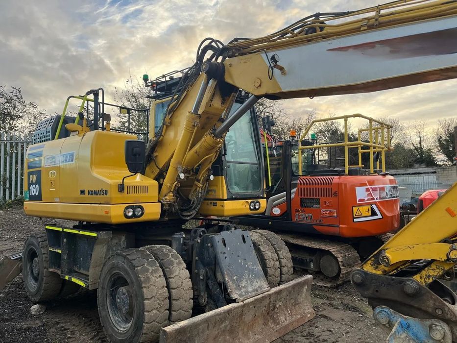 Komatsu PW160-11  Koparka kołowa Komatsu PW160-11