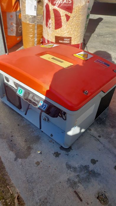 20 Painéis Fotovoltaicos + inversor