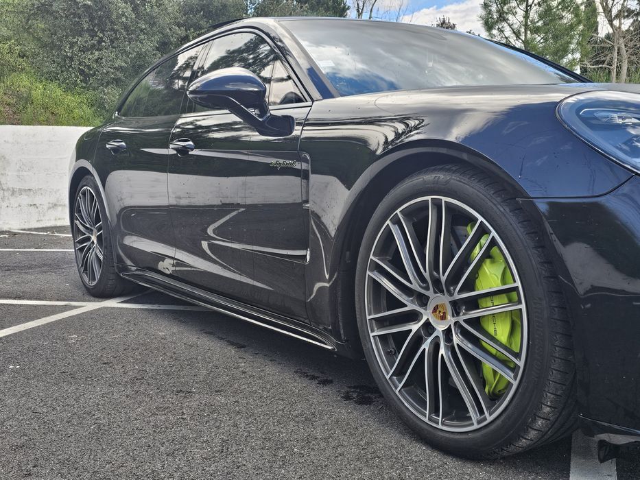 Porsche Panamera Turbo S e-hybrid Spor-Turismo
