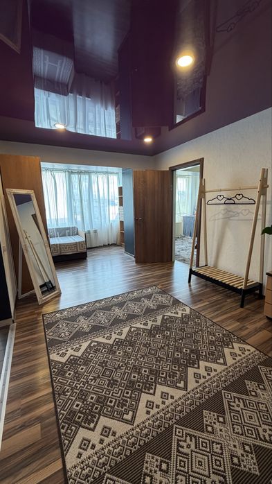 Здається велика 2к квартира в Самарі біля податкової | Подобово
