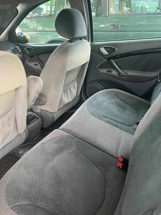 Citroen  C5 1.6 HDI