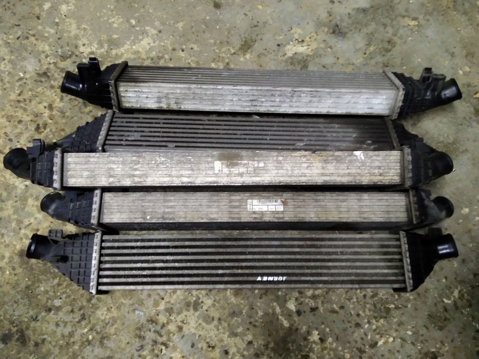 Радіатор інтеркулера Додж, Фіат Р5887001