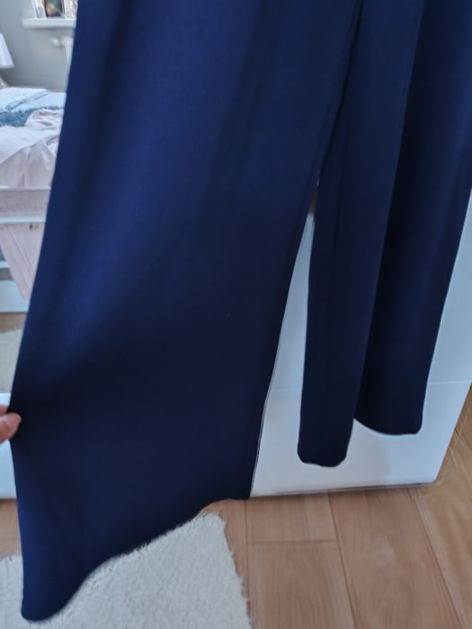 Granatowy piękny kombinezon