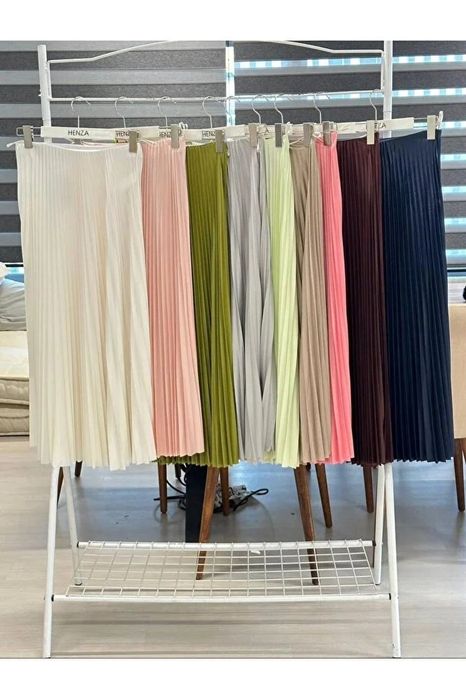 Plisowana spódnica midi w kolorach pastel i głęboki granat 5ia