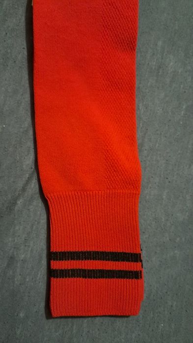 Nowe skarpety getry do piłki. 41-43