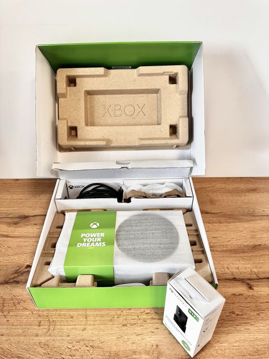 Xbox Series S + карта пам'яті Seagate 512GB  - Ідеальний стан