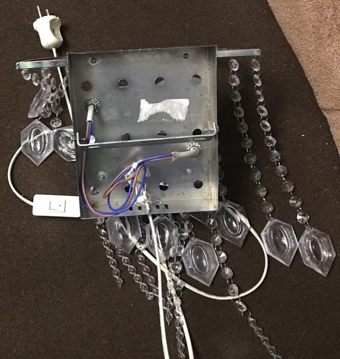 Красиве кришталеве настінне бра