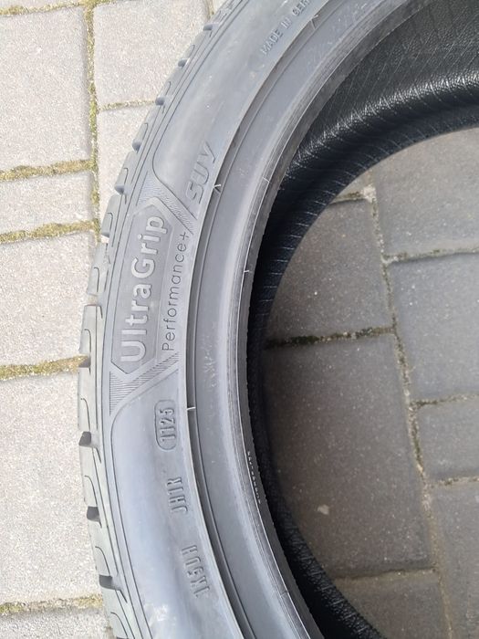 Nowe Opony Zimowe Goodyear UltraGrip Performance+ 255/40 R21 102XL SUV